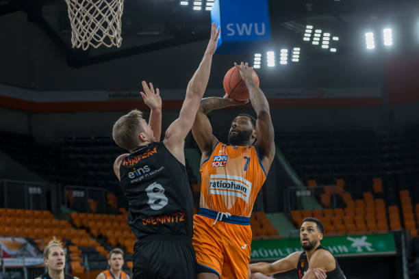 言弃的精神 言弃的精神