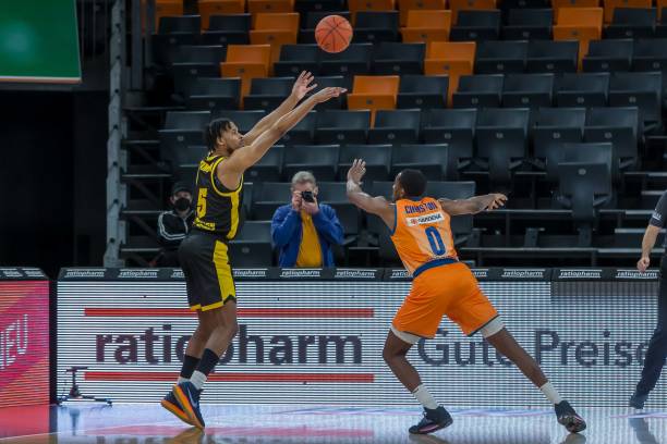 霍伊泽因操 霍伊泽因操